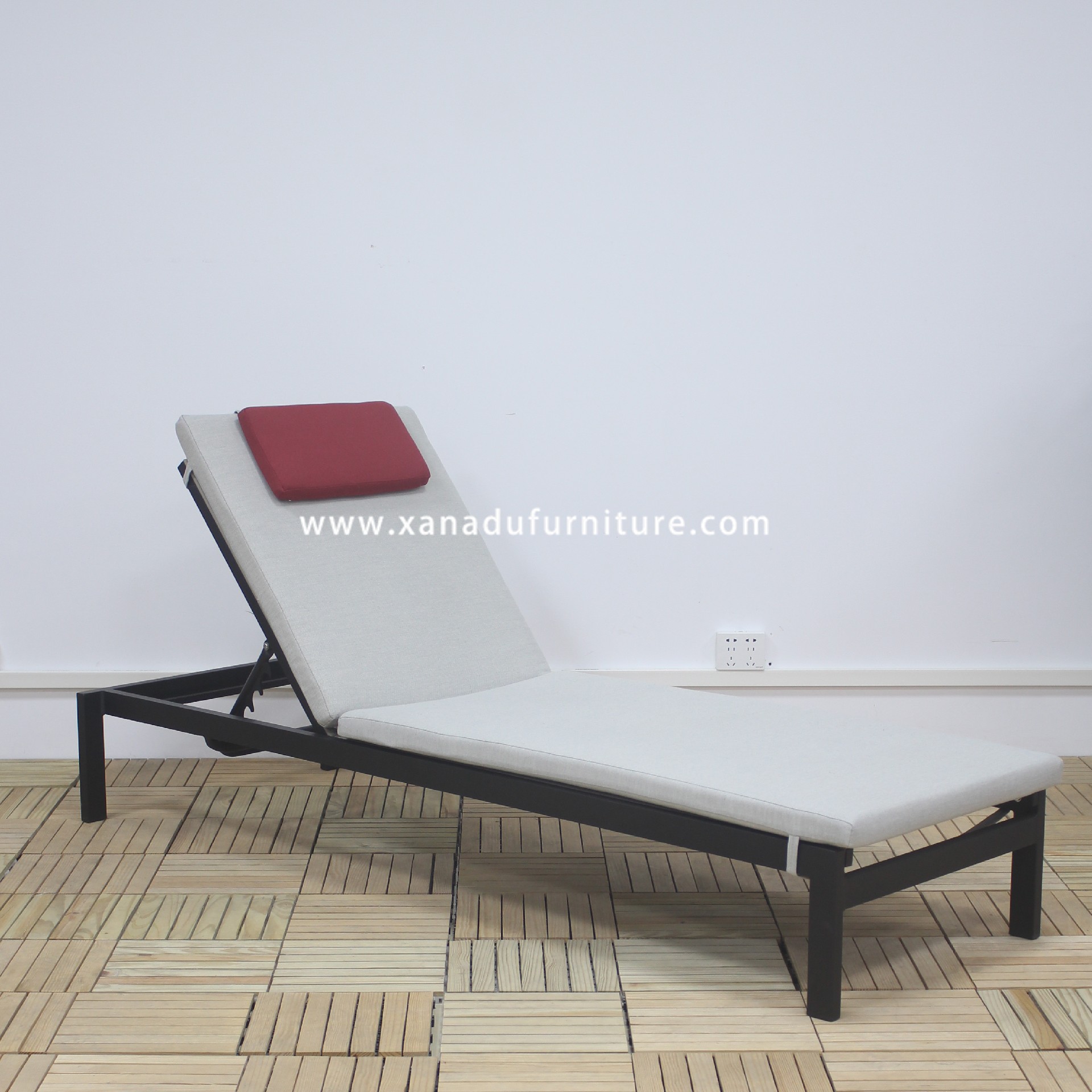 Daybeds Sun Loungers & Bean Bags